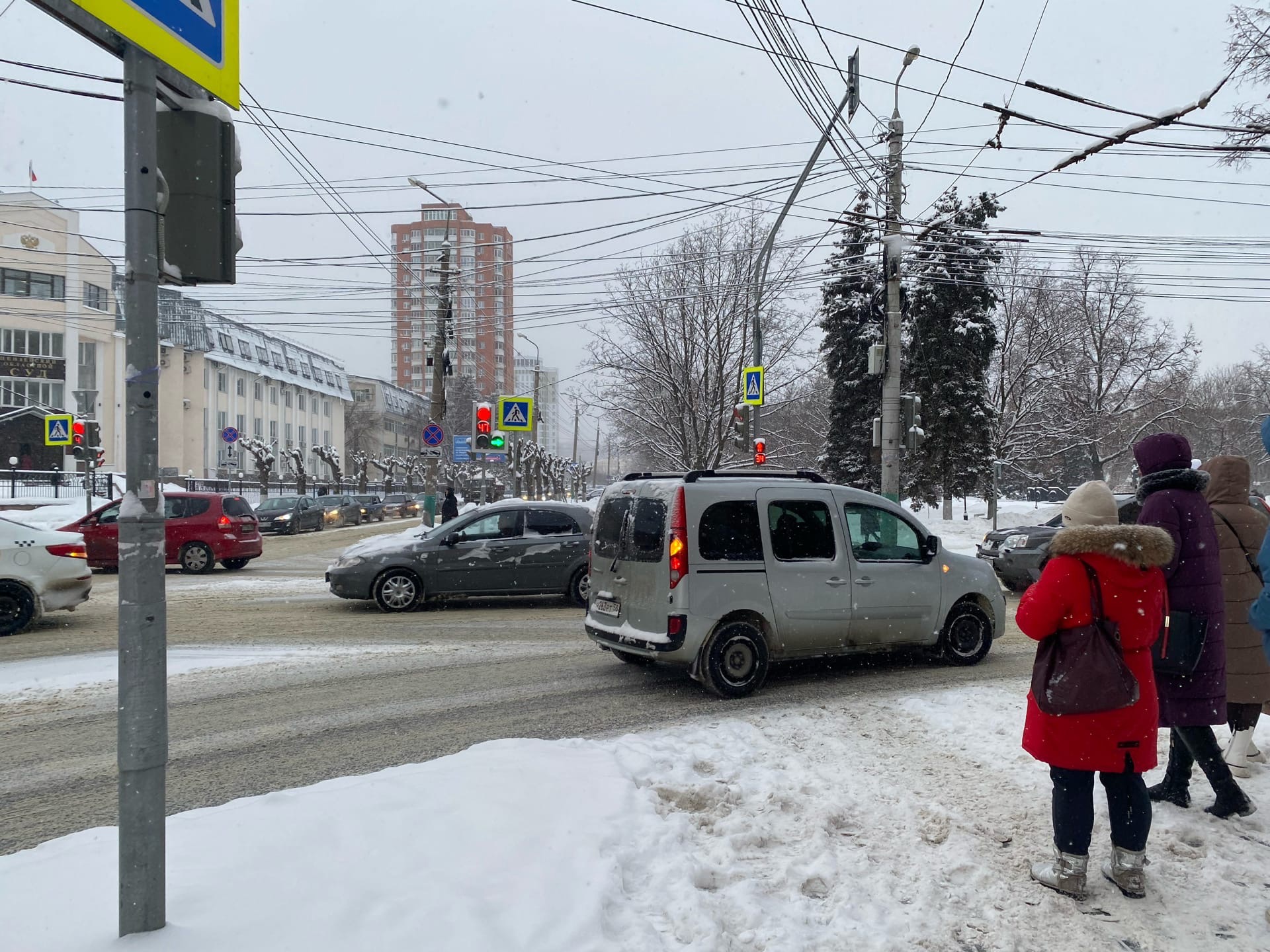 В России переносят праздники из-за обстановки в стране: новогодние каникулы 2024-2025 больше не будут такими, как прежде